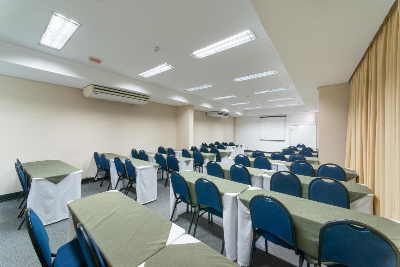 OTH1603 Flat na Ilha do Leite, Recife, um quarto. Fica em um dos mais importantes polos médicos do país Exterior foto